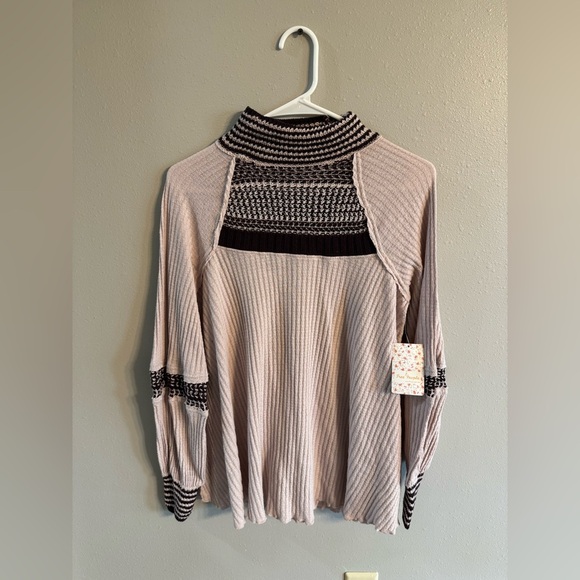 NWT Free People Snow Day Thermal - Picture 2 of 9